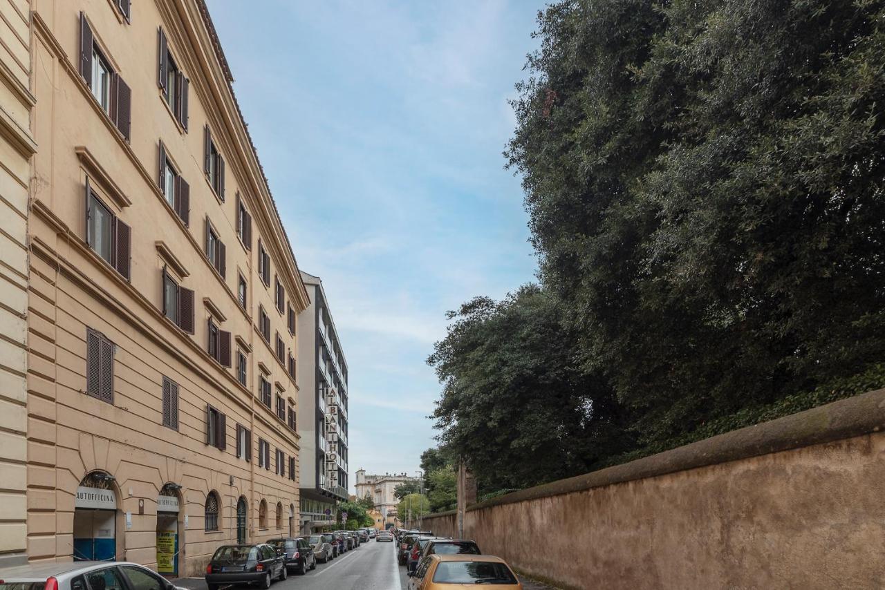 Villa Borghese & Villa Albani Apartment Рим Екстер'єр фото