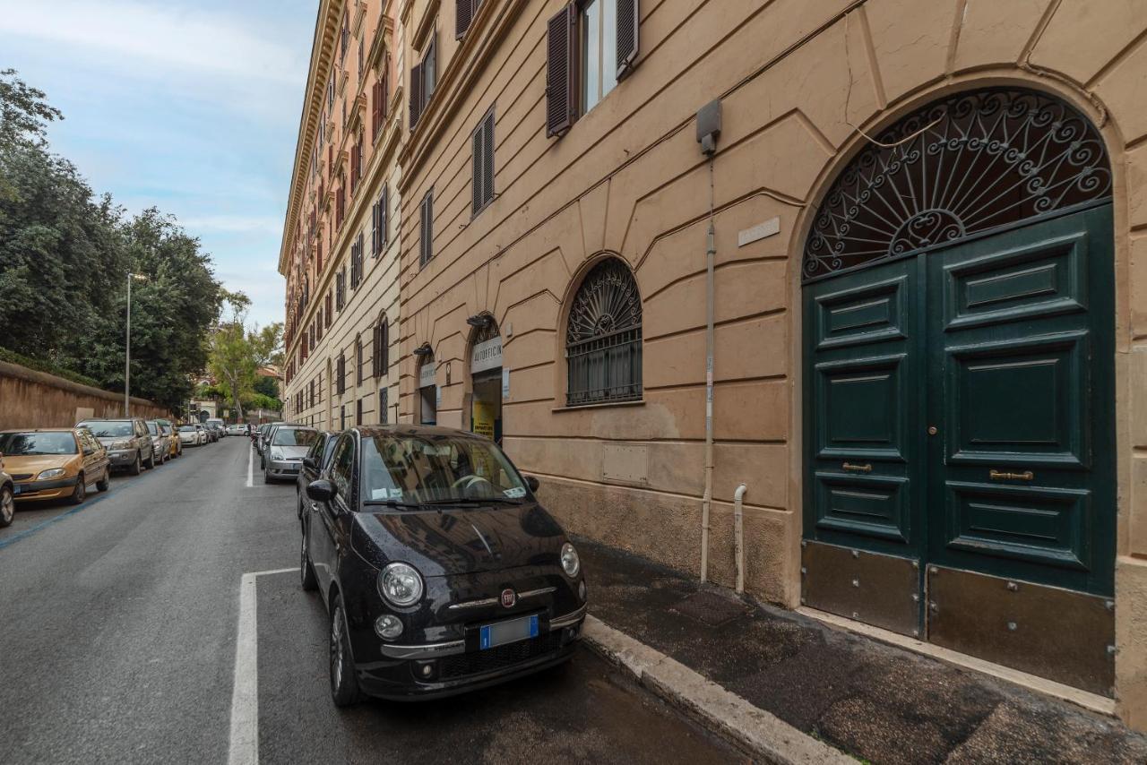 Villa Borghese & Villa Albani Apartment Рим Екстер'єр фото